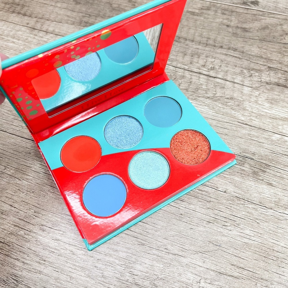 JUVIAS PLACE‎ i LIVE, i LOVE EYESHADOW PALETTE